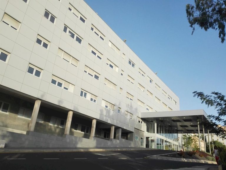 Cuatro hospitales públicos canarios figuran entre los 100 mejores de España