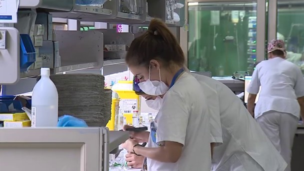 Récord de casos activos de covid en Canarias desde el inicio de la pandemia