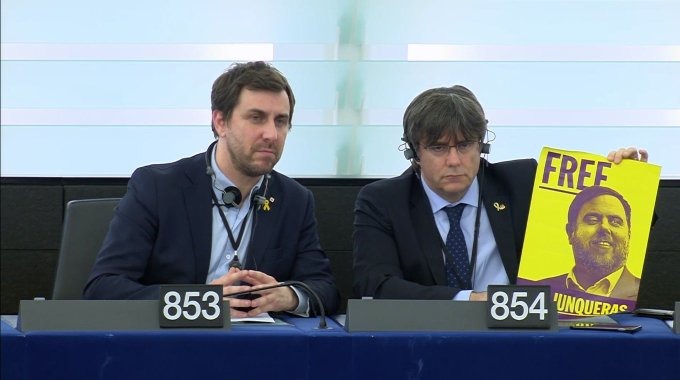Puigdemont, exonerado de sedición pero procesado por malversación y desobediencia