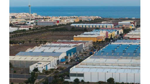 La creación de empresas sube casi un 68 % en junio en Canarias
