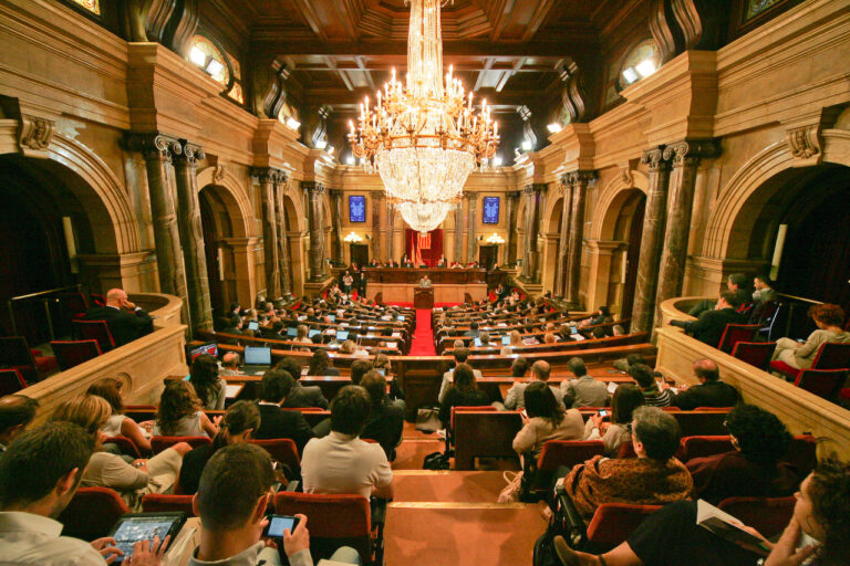 ERC y la CUP pactan decidir en 2023 si mantener el diálogo o lanzar un «embate» en Cataluña