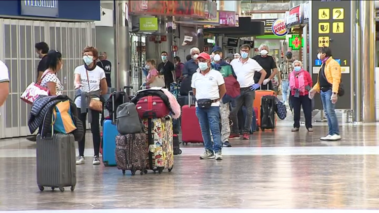 Sanidad prorroga hasta el 31 de julio el control de pruebas COVID-19 a viajeros nacionales