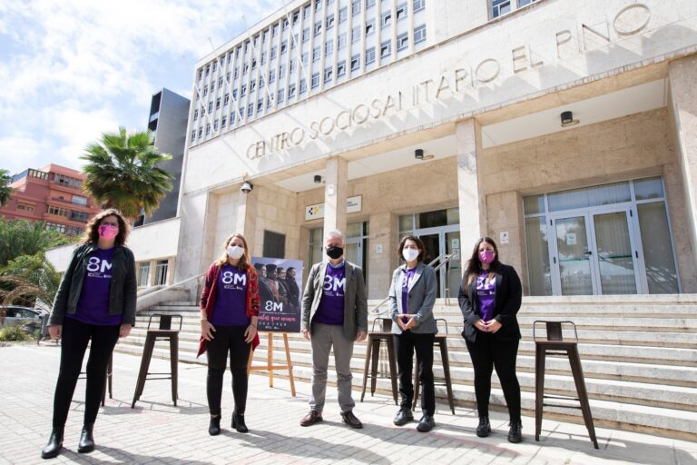 El Gobierno apela a la unidad de las redes femeninas para luchar por la igualdad y derechos de las mujeres