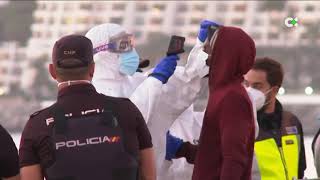 Salvamento Marítimo rescata 12 ocupantes de un cayuco a cuatro millas de Tenerife | F2 20/03/21