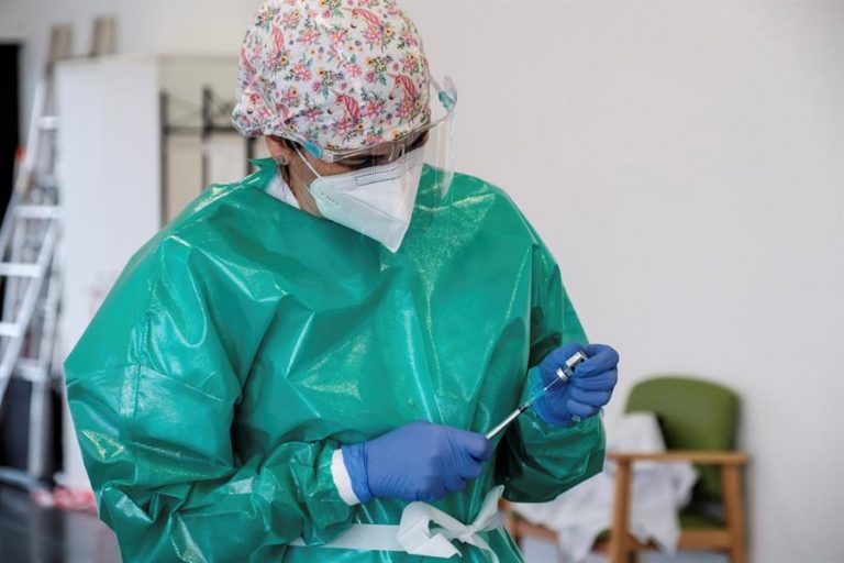 La UE anuncia una remesa extra de 50 millones de dosis de la vacuna de Pfizer a partir de abril