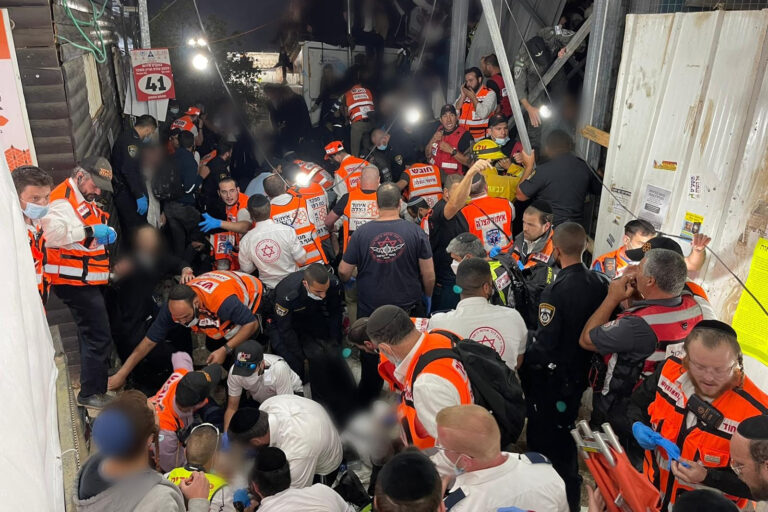 Al menos 44 muertos y 150 heridos en una estampida en un festival judío israelí