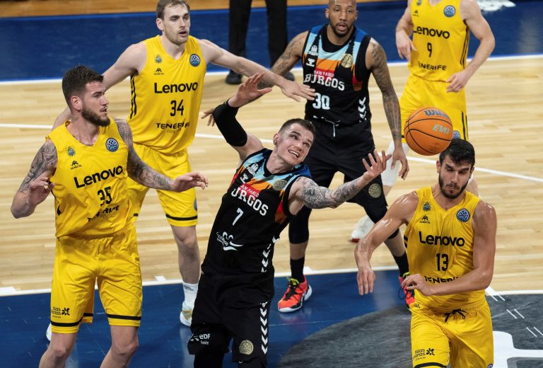El Lenovo Tenerife vence al Burgos y queda primero de su grupo