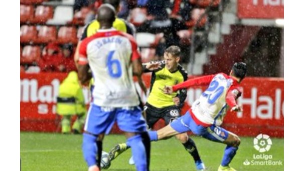 El CD Tenerife firma casi un 50% de victorias en las visitas del Sporting