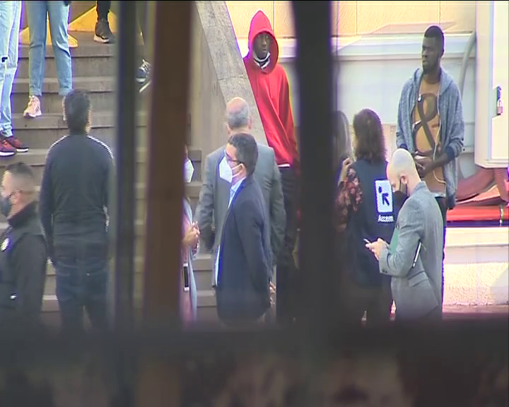 Tras los altercados del pasado martes, el Delegado del Gobierno en Canarias visita el campamento de Las Raíces