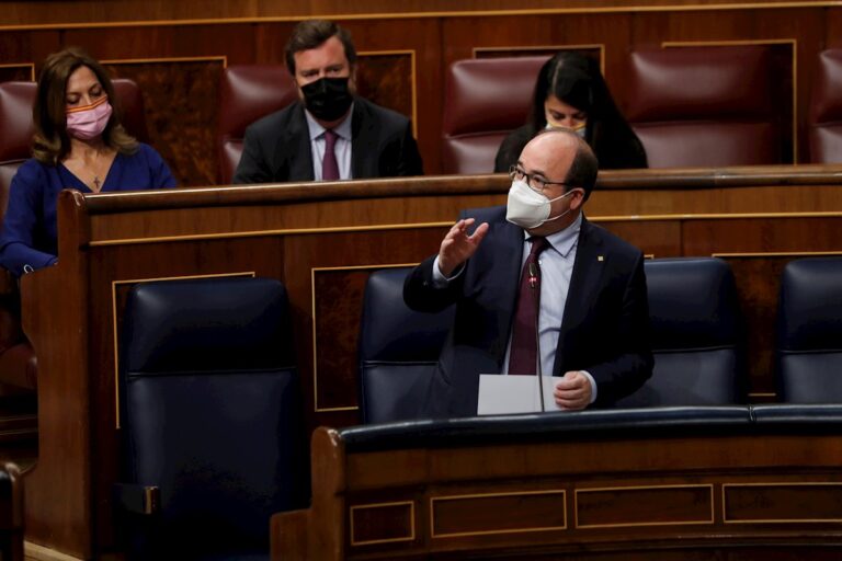 Iceta dice que función pública se debe regular con los mismos criterios en España