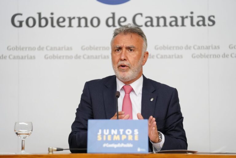 El BOC publica el acuerdo que mantiene las restricciones en Canarias