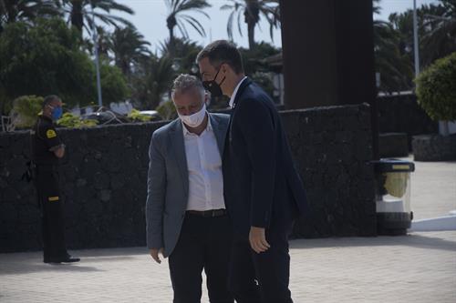 Sánchez felicita a Canarias en un día para «reivindicar el futuro de progreso que merece»