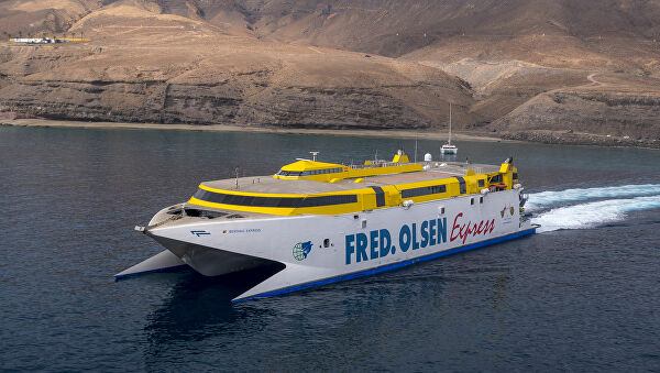 El Bentago Express ya opera entre Gran Canaria y Tenerife
