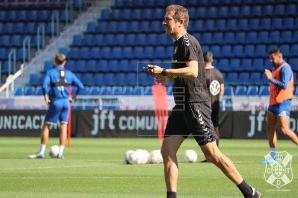 El CD Tenerife quiere asegurar la permanencia en Sabadell