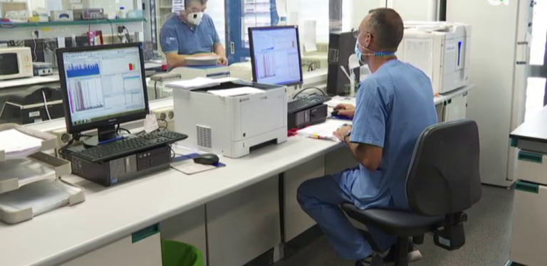 Las muertes por coronavirus se reducen en un 90% en España