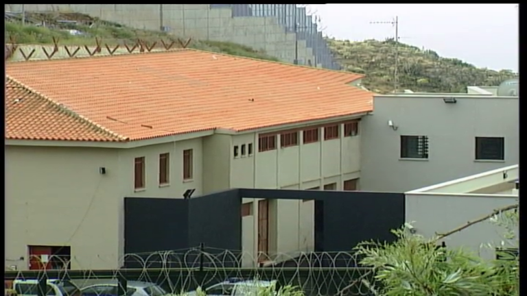 Detenido un menor de edad por presuntamente violar a su madre