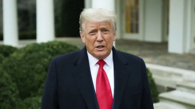 Facebook sostiene que la suspensión de la cuenta de Trump está «justificada»