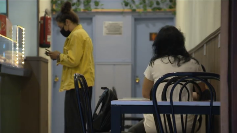 Gobierno canario, Cabildo y la hostelería buscan consensuar medidas para el sector en Tenerife