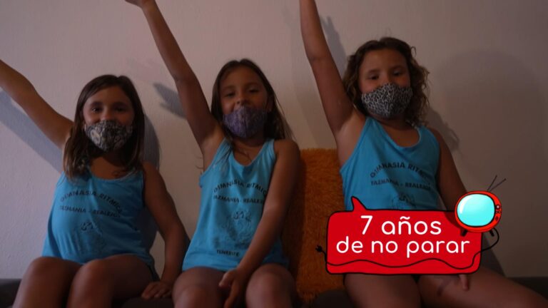 ‘Noveleros’ celebra su programa número 300