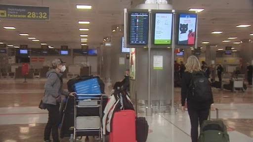 España prorroga al 22 de junio restricciones de vuelos con Brasil y Sudáfrica