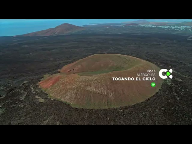 ‘Tocando el cielo’ recorre el fuego y el mar de las Islas