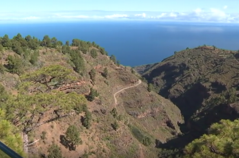 El vértigo de la belleza: tirolina gigante en La Palma