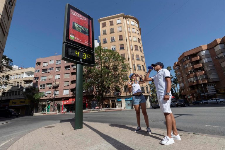 Alerta por riesgo de incendios forestales en Gran Canaria y Tenerife