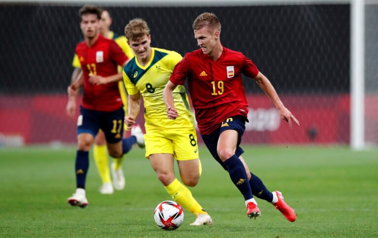 España depende de sí misma frente a Argentina tras ganar a Australia