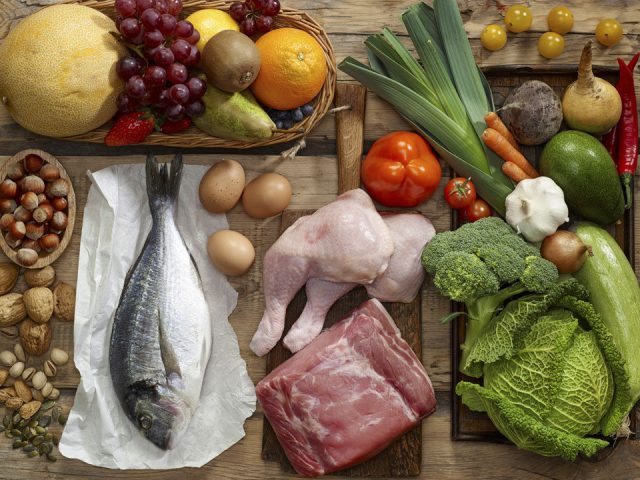 Carne y pescado, complicado para el 10% de los canarios y 14% de los gallegos