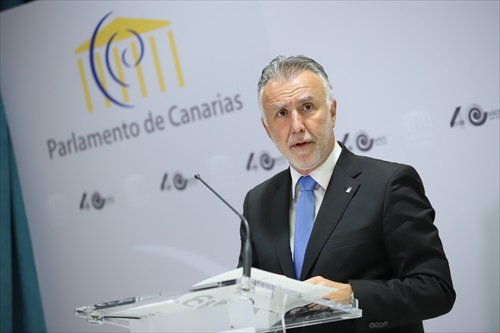 El Gobierno de Canarias sella con agentes económicos y sociales un acuerdo para suprimir la brecha salarial