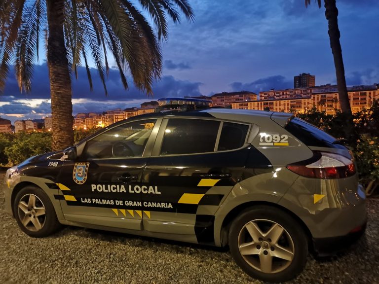La Policía Local interpone más de 270 denuncias en Las Palmas de Gran Canaria y Santa Cruz de Tenerife