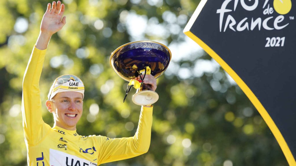 Van Aert: "Ganar en los Campos Elíseos es único"