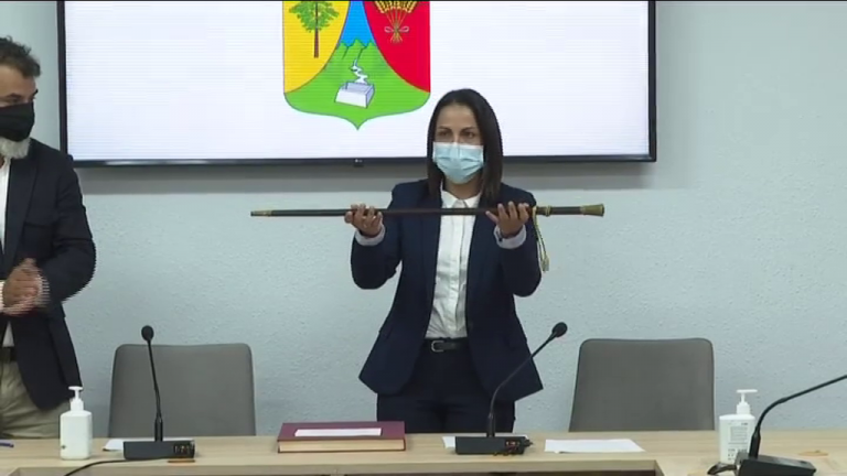 Esther Morales toma posesión como alcaldesa de El Tanque (Tenerife)