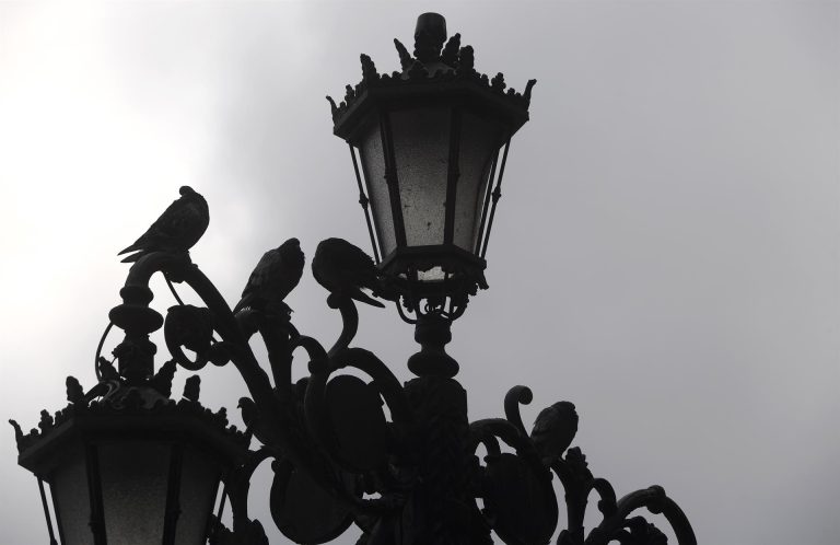 El precio medio de la electricidad alcanza un nuevo récord