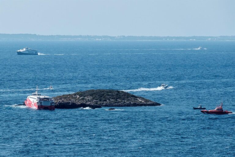 Continúa en la UCI el menor herido en el accidente marítimo de Ibiza
