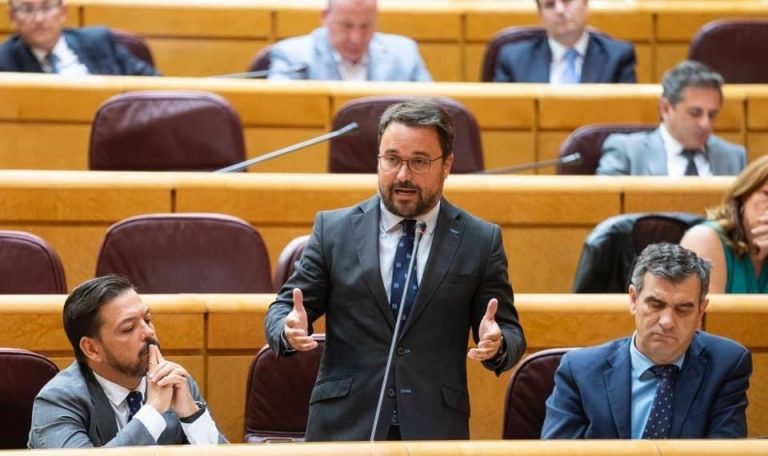 Antona (PP) tilda de «irresponsable» la actitud del Gobierno ante la «espectacular» subida de la luz