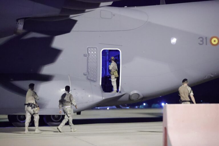 Sale el segundo avión español de Kabul hacia Dubái con 110 pasajeros