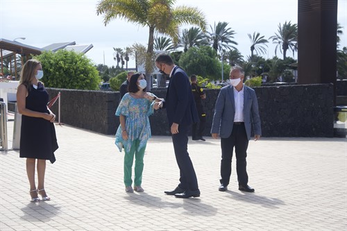 Torres: Sánchez apoya que Canarias albergue la Agencia Europea del Turismo