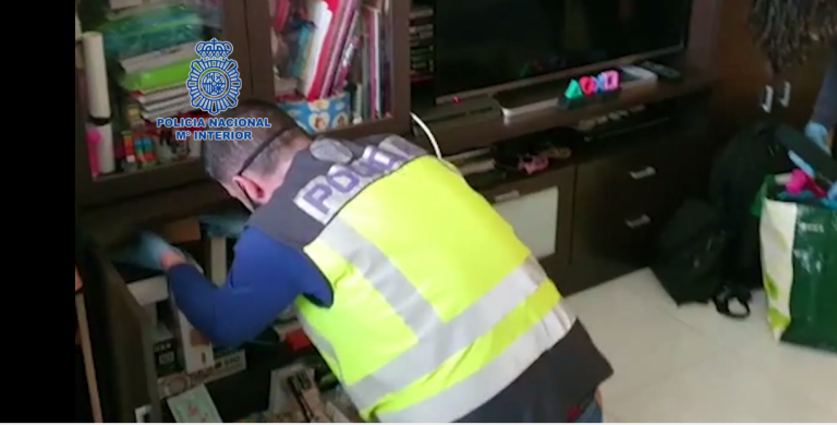 La Policía Nacional detiene a diez falsos hackers por estafar a centenares de clientes que contrataban sus servicios