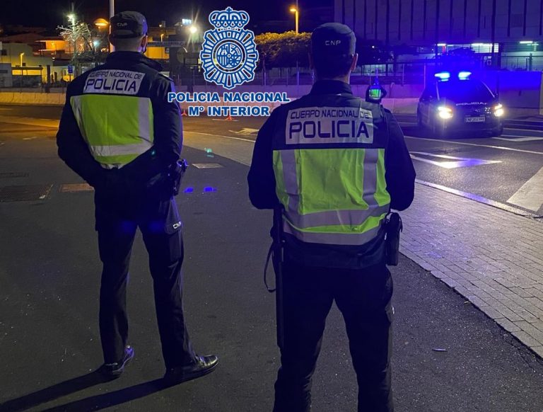 Un menor británico huye por la ventana de un centro de salud en Tenerife y trata de viajar a Reino Unido contagiado por covid