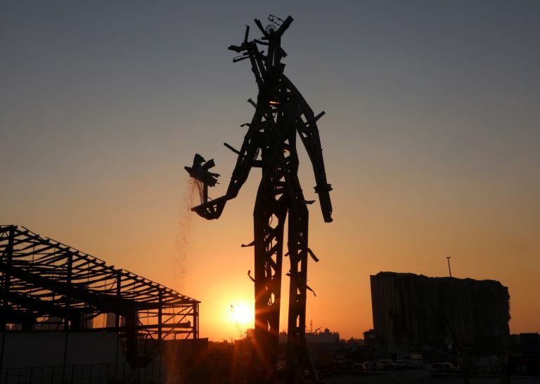Líbano conmemora el aniversario de la explosión en Beirut entre acusaciones de obstrucción a la Justicia
