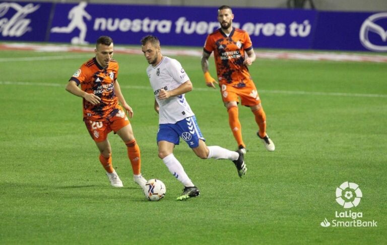 La SD Ponferradina ganó en tres de sus ocho visitas al Heliodoro