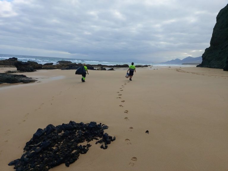 El Observatorio de Basura Marina de Fuerteventura recoge 17.000 kilogramos de residuos en los últimos seis meses