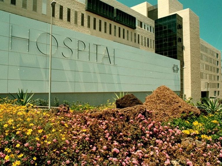 Los hospitalizados con coronavirus en Canarias se sitúan en 510 personas, 100 de ellas en UCI