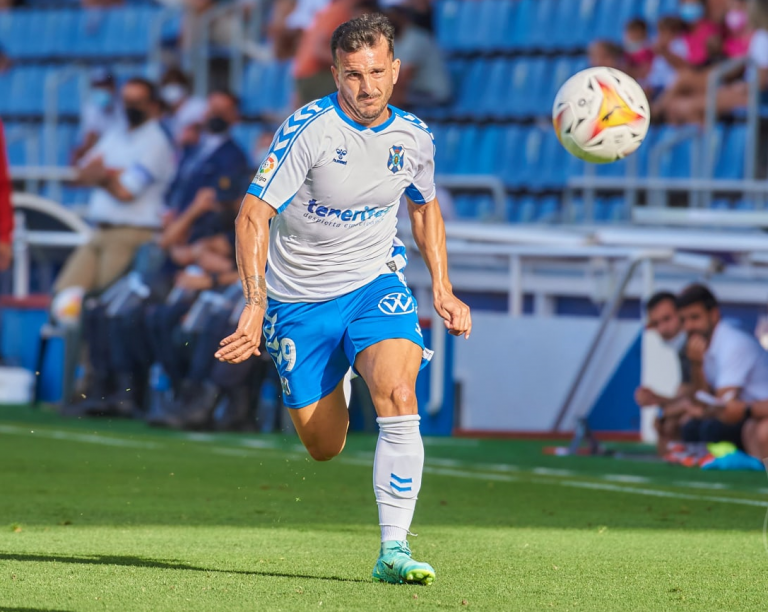 El CD Tenerife se lleva un punto ante el Sporting (0-0)