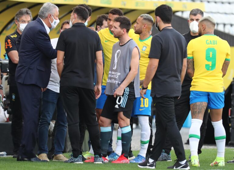 El Brasil-Argentina se suspende por infracción al protocolo sanitario