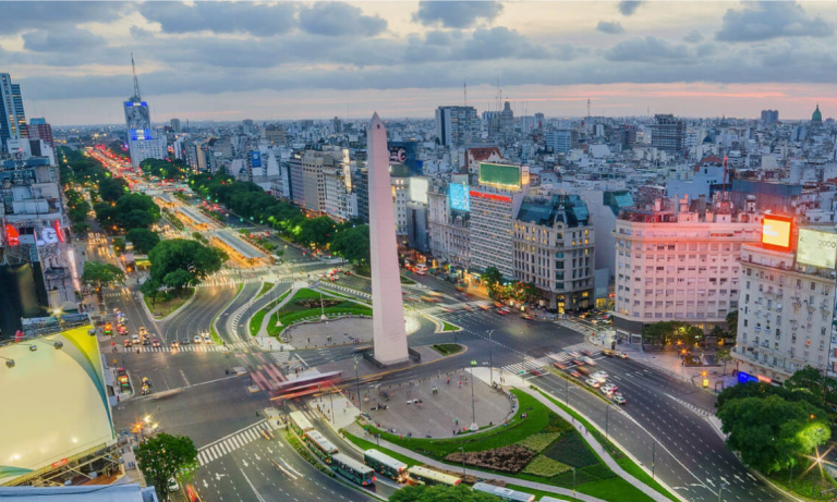 Las elecciones primarias de Argentina tantearán el apoyo del kirchnerismo