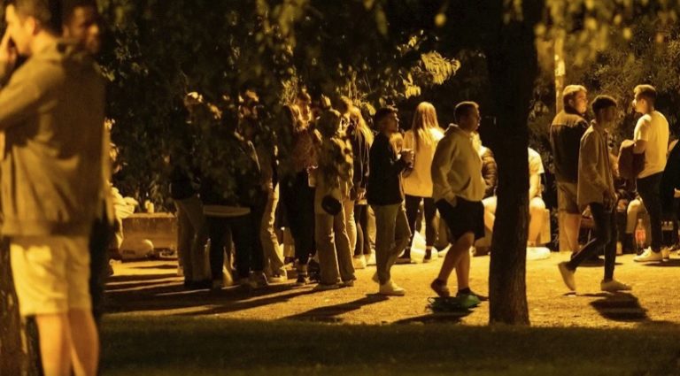 Hasta 4.000 jóvenes en el segundo gran botellón de San Mateo en Logroño