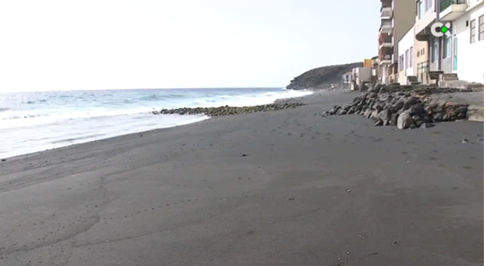 El litoral de Candelaria permanece cerrado por cuarto día consecutivo