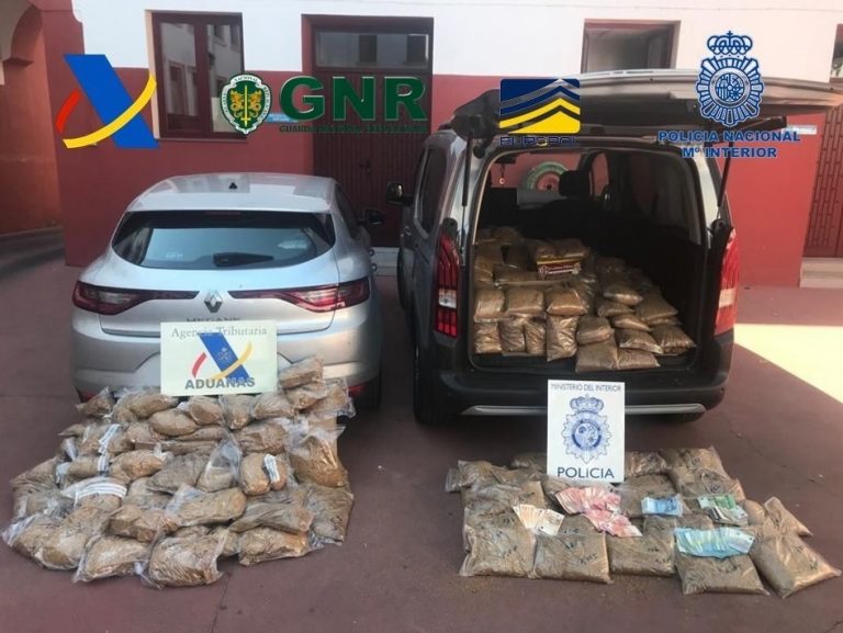 Desarticulan una red internacional de contrabando de tabaco con dos fábricas clandestinas en Sevilla